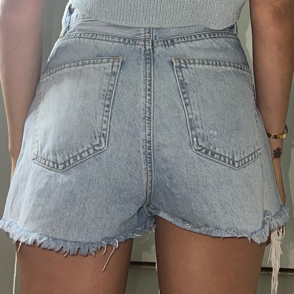 Zara short - Picture 4 of 4